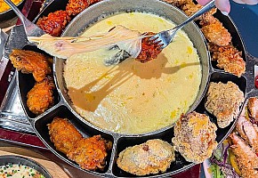 BBQ 치킨 사진 2